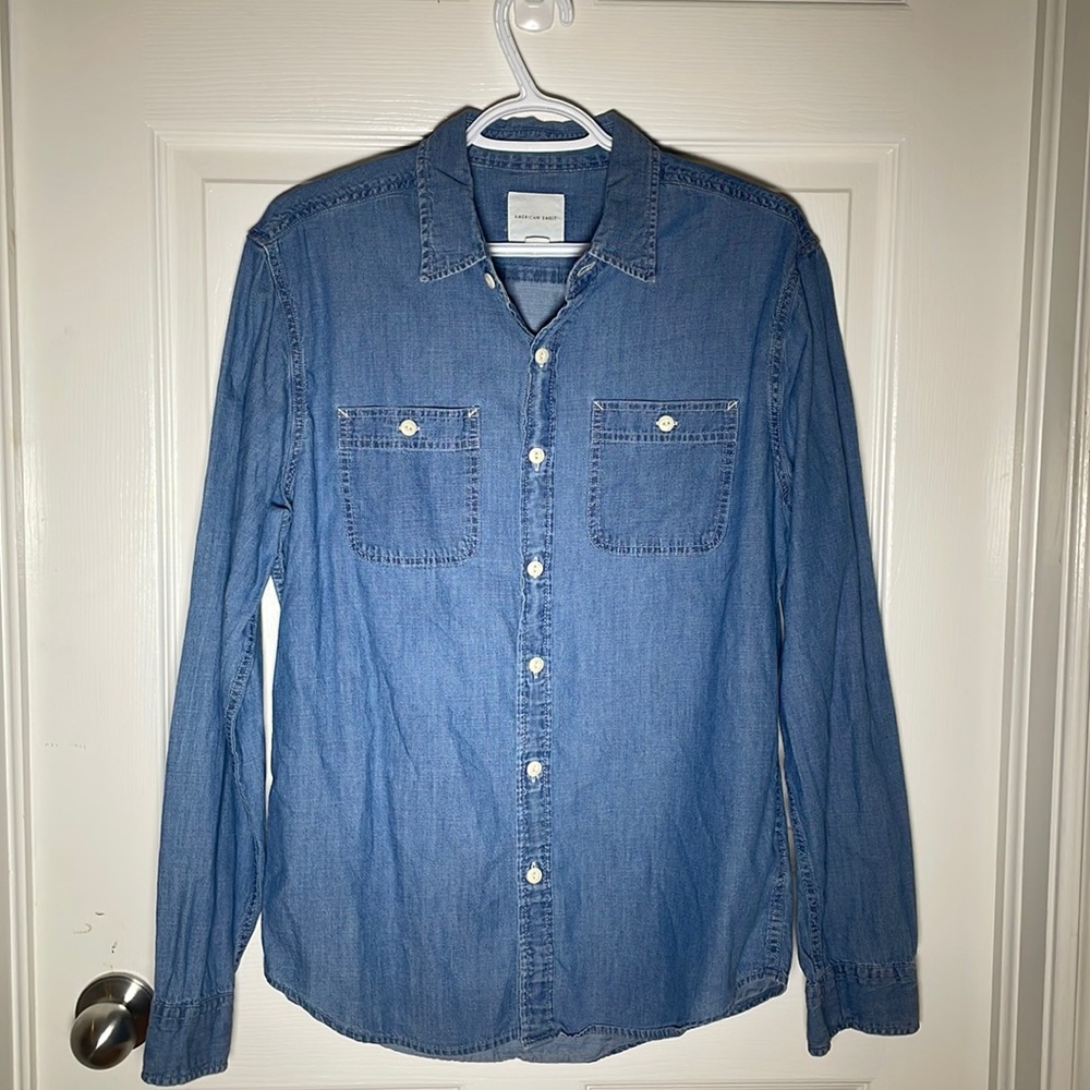 Em’s American Eagle Casual Button Up